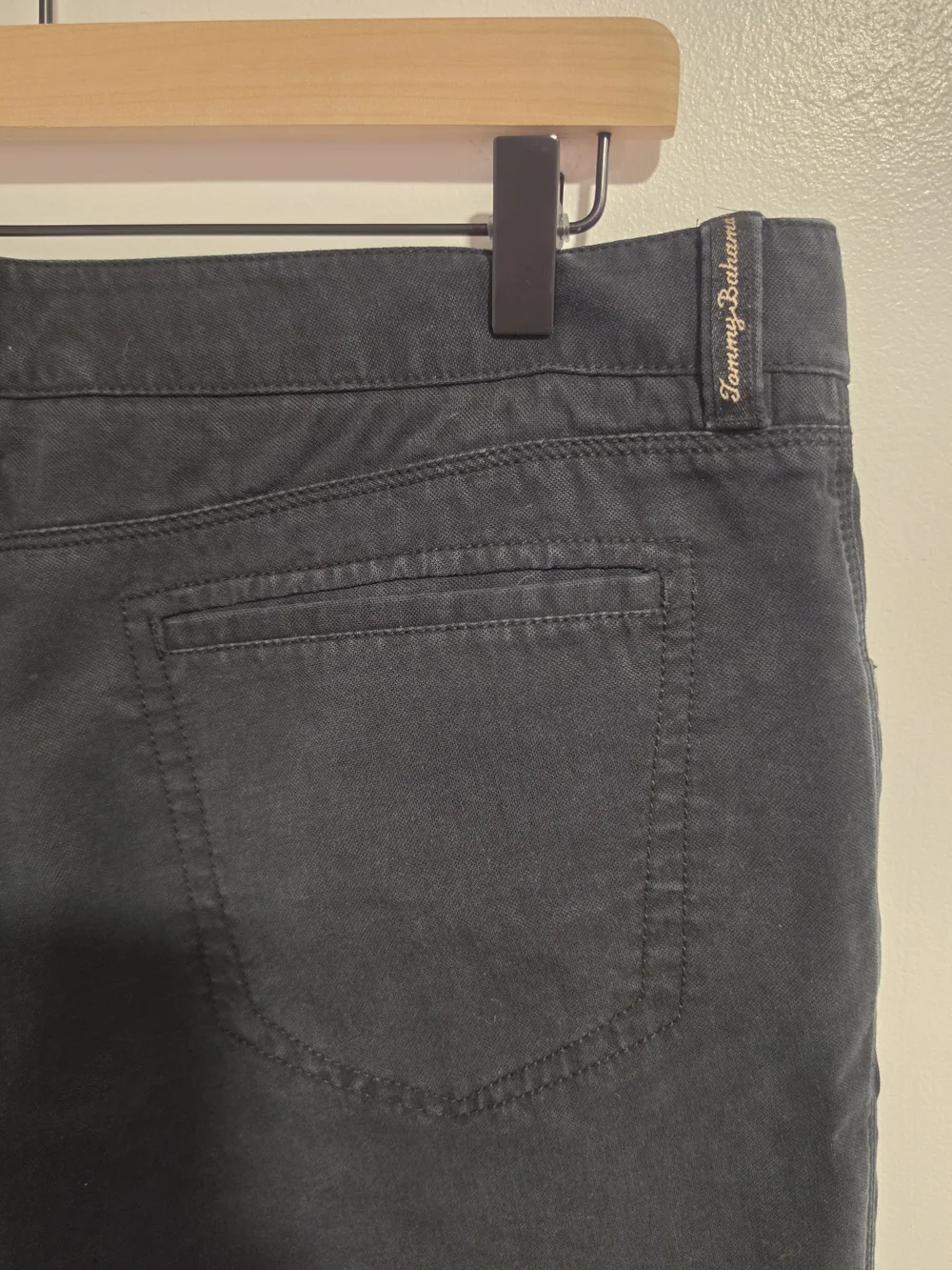 Tommy Bahama Men's Black Relaxed Fit Tencel Cotton Blend Pants Size 35x30